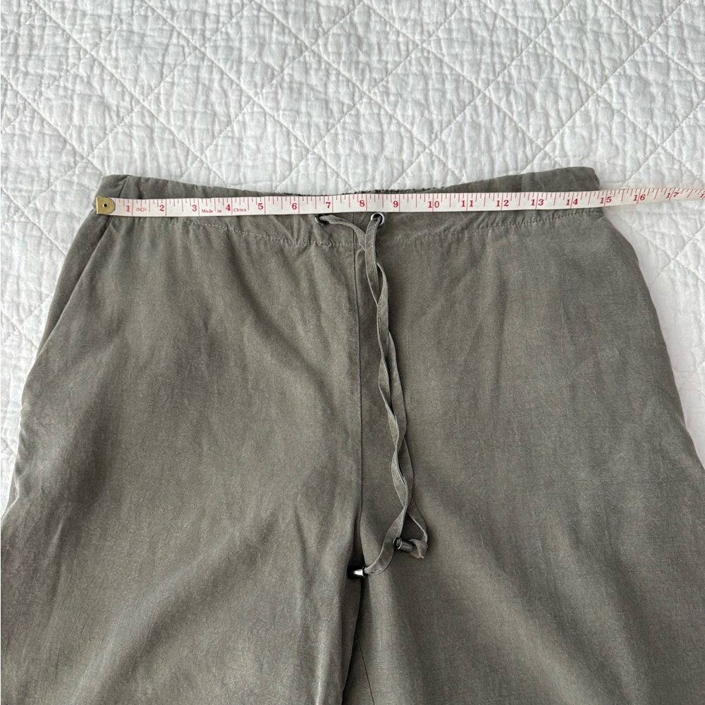 Zara Women's Olive Joggers - Picture 3 of 7